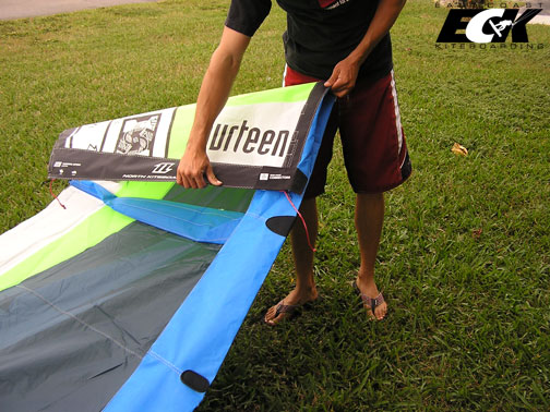 folding a kite